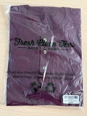 NWT Men’s Fresh Clean Tees Amethyst Short Sleeve Henley Shirt, Large
